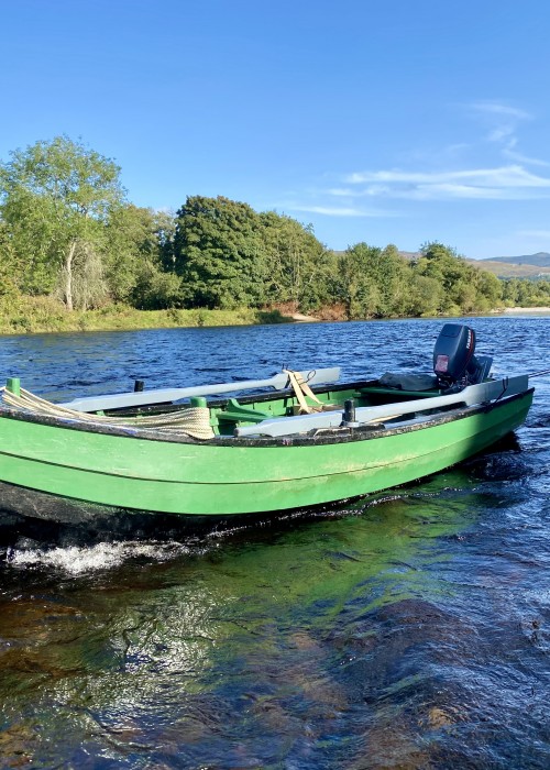 Here's perfectly painted green River Tay salmon fishing 'coble' boat. This shot was taken at the Rock Pool on Kinnaird and if you look in the far distance you'll see the gravel riverbank at the mouth of the River Tummel.