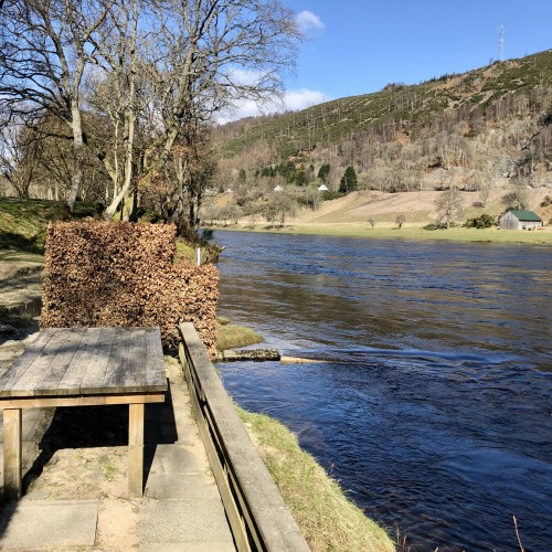 This is the Newtyle Beat outdoor lunch table for anglers to use which is located directly in front of the fishing hut. There's high water when this shot was taken as the jetty is barely visible. Over on the far bank you can see the Newtyle Beat boathouse which I and a few colleagues built back in 2008.